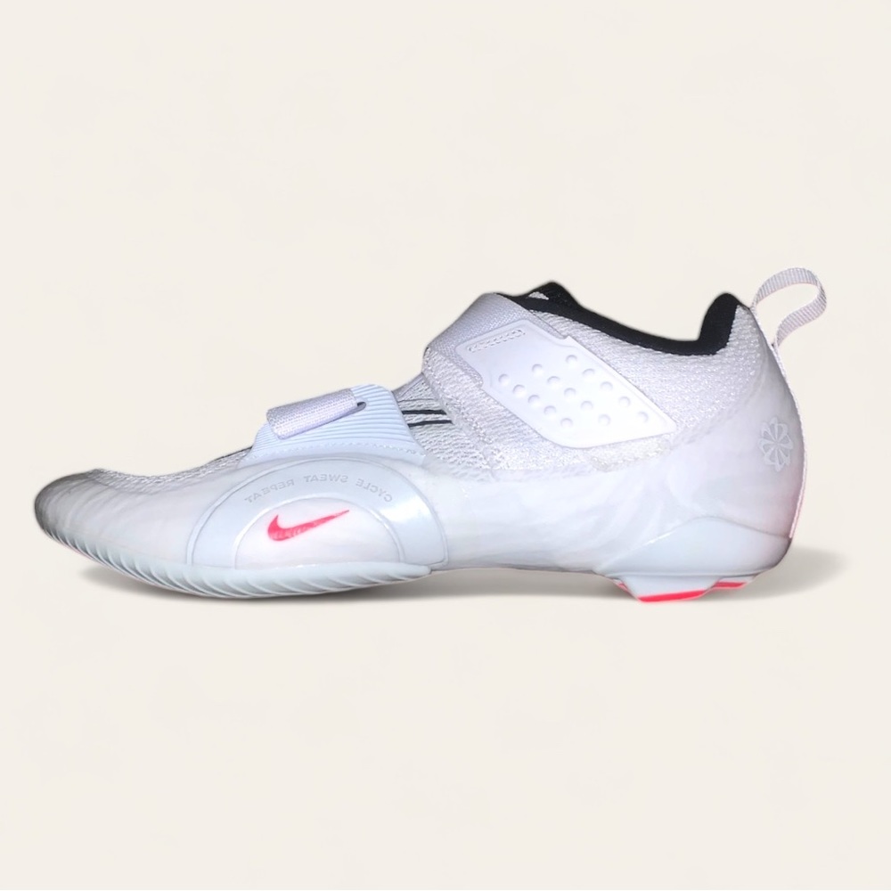 Nike - Superrep Cycle 2 Next Nature ‘White Siren Red’